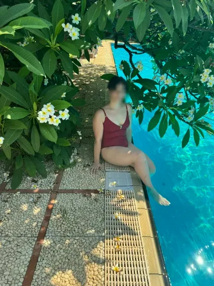 Debora, 33 anni