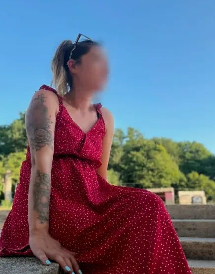 Xheni, 34 anni